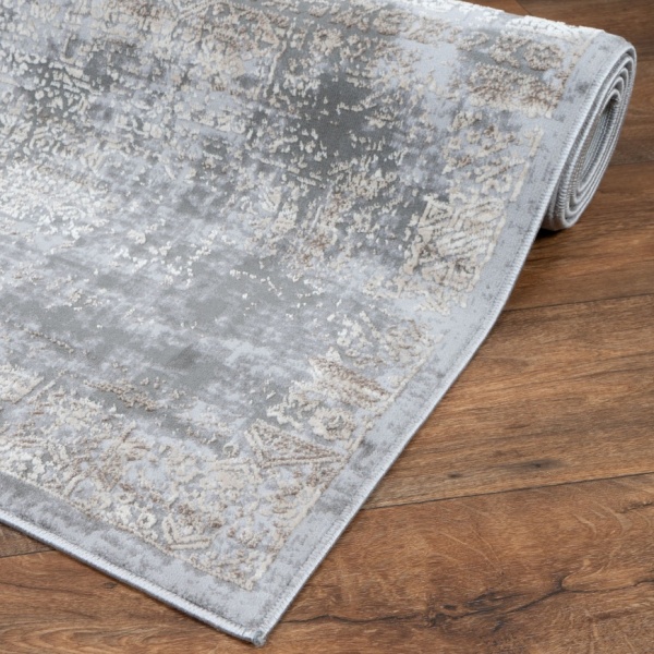 Vintage Style Beige Area Rug - Classic Elegance for Your Home