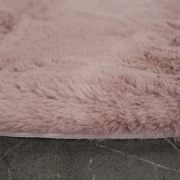 Luxurious Faux Rabbit Fur Pink Carpet  Soft & Stylish Home Decor Solution